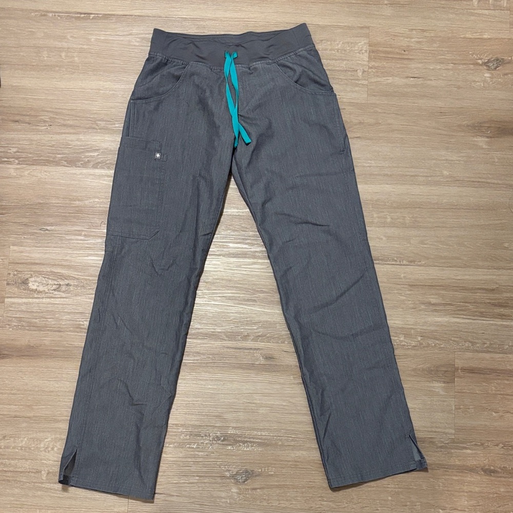 FIGS XS women’s scrub pants